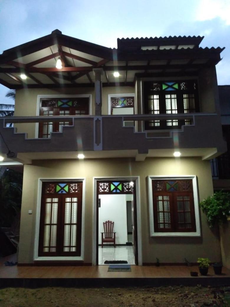 Kith Fiesta Villa Hikkaduwa Exterior foto